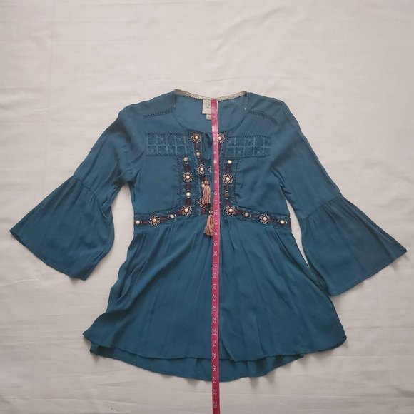 Knox Rose Womens XS Boho Top Lg Bell Sleeve Embroidered W/ Tassels Blue Green - Picture 13 of 13